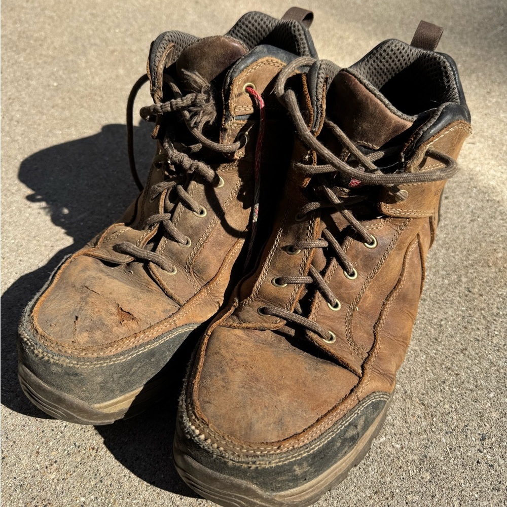 Red wing steel toe slip resistant boots